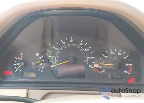 2000 Mercedes-Benz E 320 z USA, uszkodzony, nr VIN WDBJF65J7YB033597